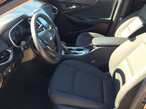 Used 2024 Chevrolet Malibu LT FWD image 18