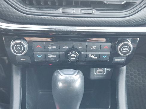 Used 2022 Jeep Compass Altitude w/ Convenience Group image 19