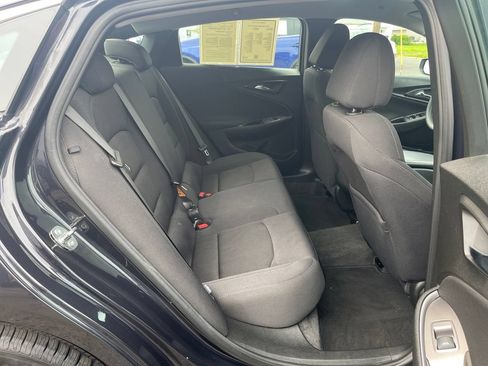 Used 2023 Chevrolet Malibu LS FWD image 19