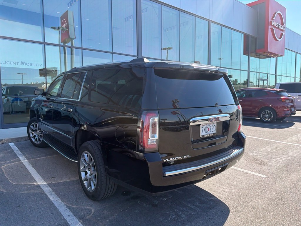 Used 2019 GMC Yukon XL Denali AWD/4WD image 4