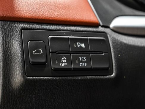 Used 2018 MAZDA CX-9 Signature AWD/4WD image 39