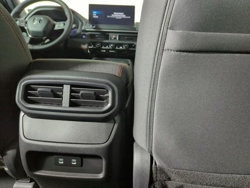 New 2026 Honda Pilot Sport image 26