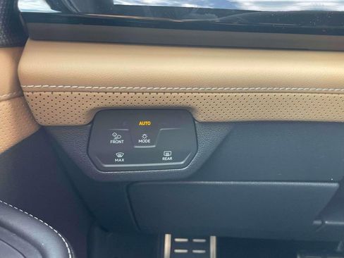 New 2026 Volkswagen Atlas Cross Sport SEL R-Line image 21