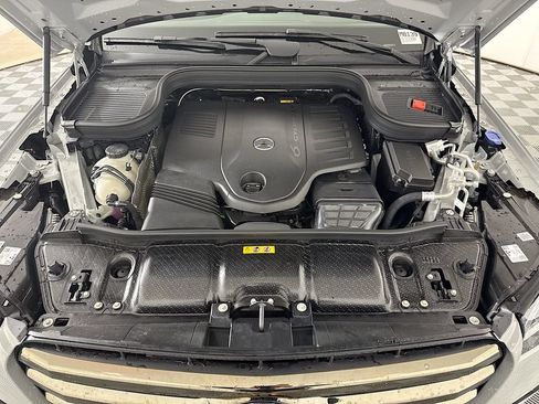New 2026 Mercedes-Benz GLS 450 4MATIC image 34