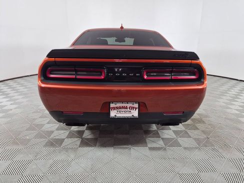 Used 2023 Dodge Challenger SRT Hellcat RWD image 4