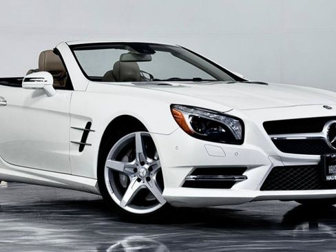 Used 2014 Mercedes-Benz SL 550 w/ Sport Wheel Package image 3