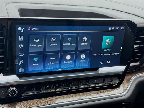 Used 2024 Chevrolet Silverado 1500 RST image 11