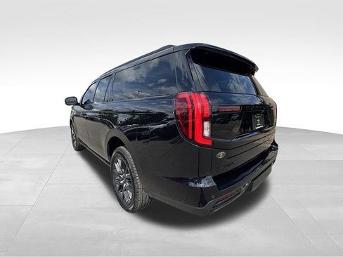 Used 2025 Ford Expedition Max Platinum w/ Stealth Performance Package AWD/4WD image 11