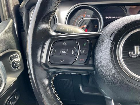 Used 2021 Jeep Wrangler Unlimited Sport image 19