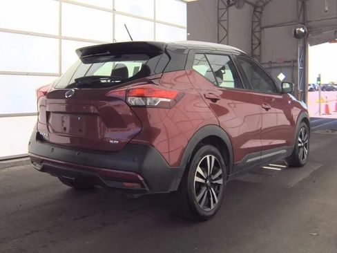 Used 2020 Nissan Kicks SR FWD image 2
