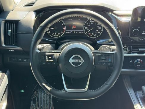 Used 2023 Nissan Pathfinder SL w/ SL Premium Package AWD/4WD image 22