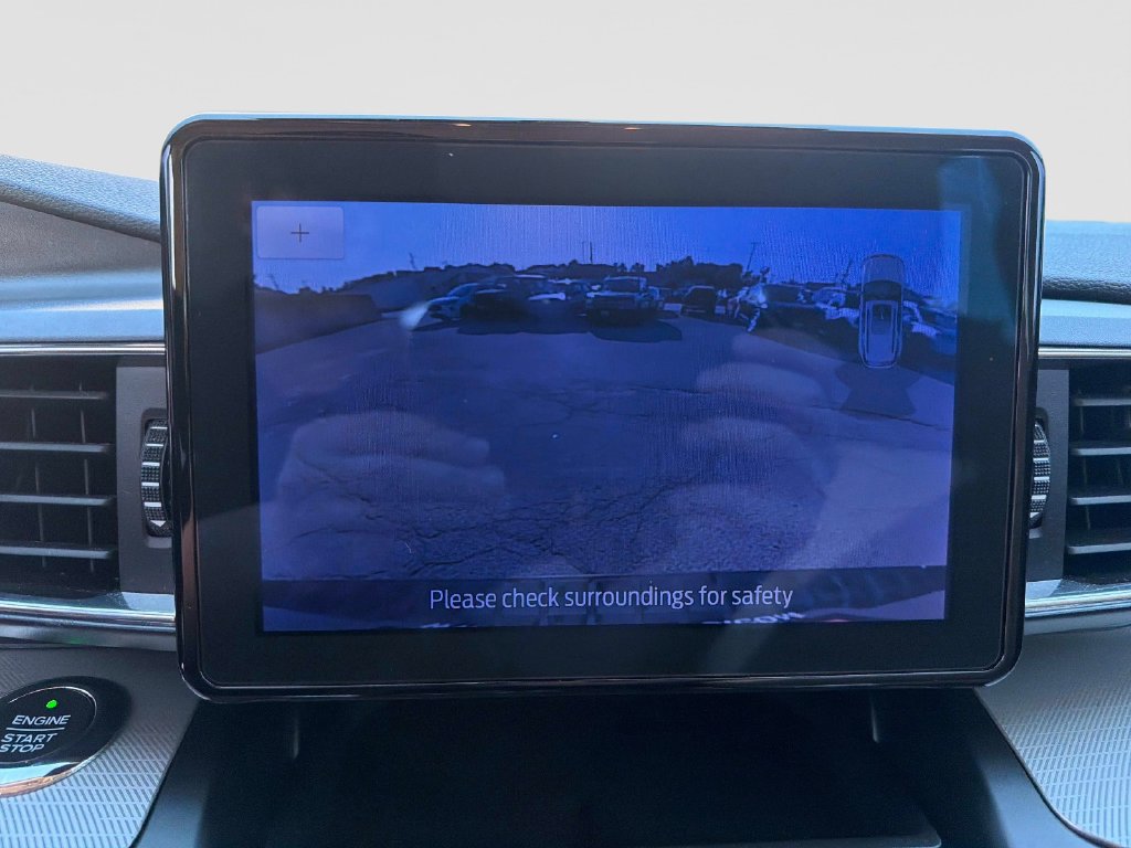 Used 2020 Ford Explorer XLT w/ Equipment Group 202A AWD/4WD image 25