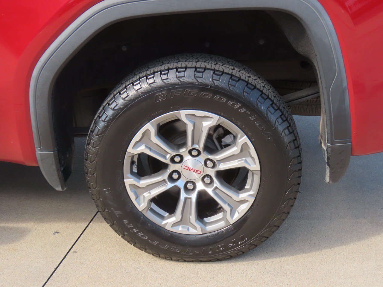 Used 2019 GMC Sierra 1500 SLT w/ SLT Convenience Package RWD image 17