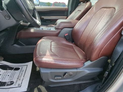 Used 2022 Ford Expedition Max Limited AWD/4WD image 26