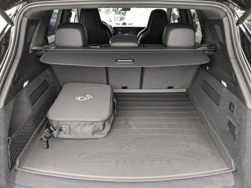 New 2025 Porsche Cayenne Turbo image 23