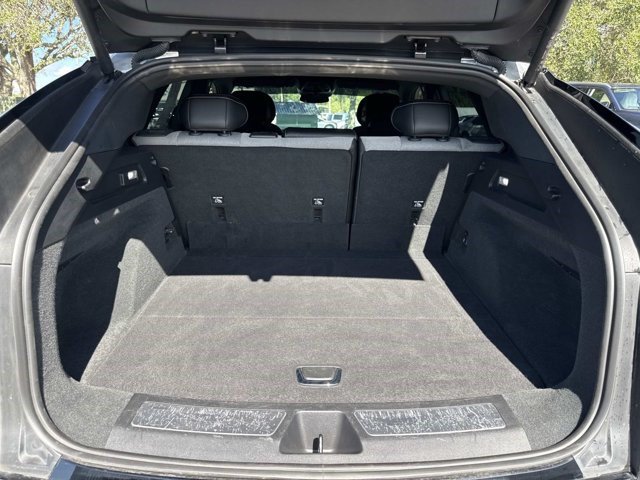 Certified 2024 Cadillac Lyriq Tech AWD/4WD image 10