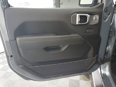 New 2025 Jeep Wrangler Unlimited Rubicon 392 image 29