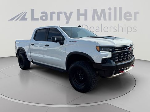 Used 2022 Chevrolet Silverado 1500 ZR2 w/ Technology Package AWD/4WD image 7