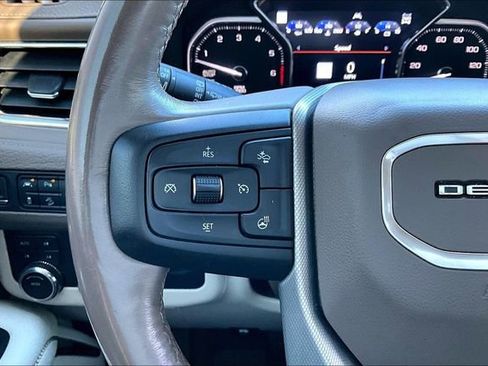 Certified 2021 GMC Yukon XL Denali image 20