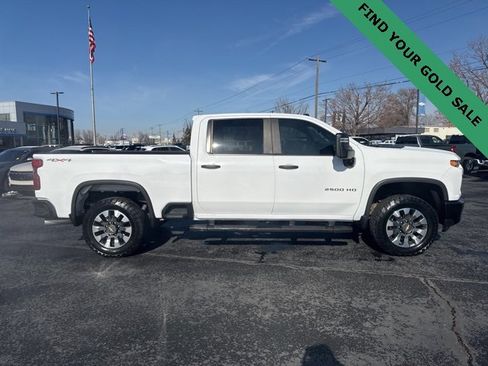 Certified 2022 Chevrolet Silverado 2500 Custom w/ Custom Value Package image 8