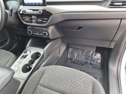 Used 2025 Ford Escape Active AWD/4WD image 26