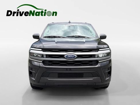 Used 2024 Ford Expedition XLT AWD/4WD image 2
