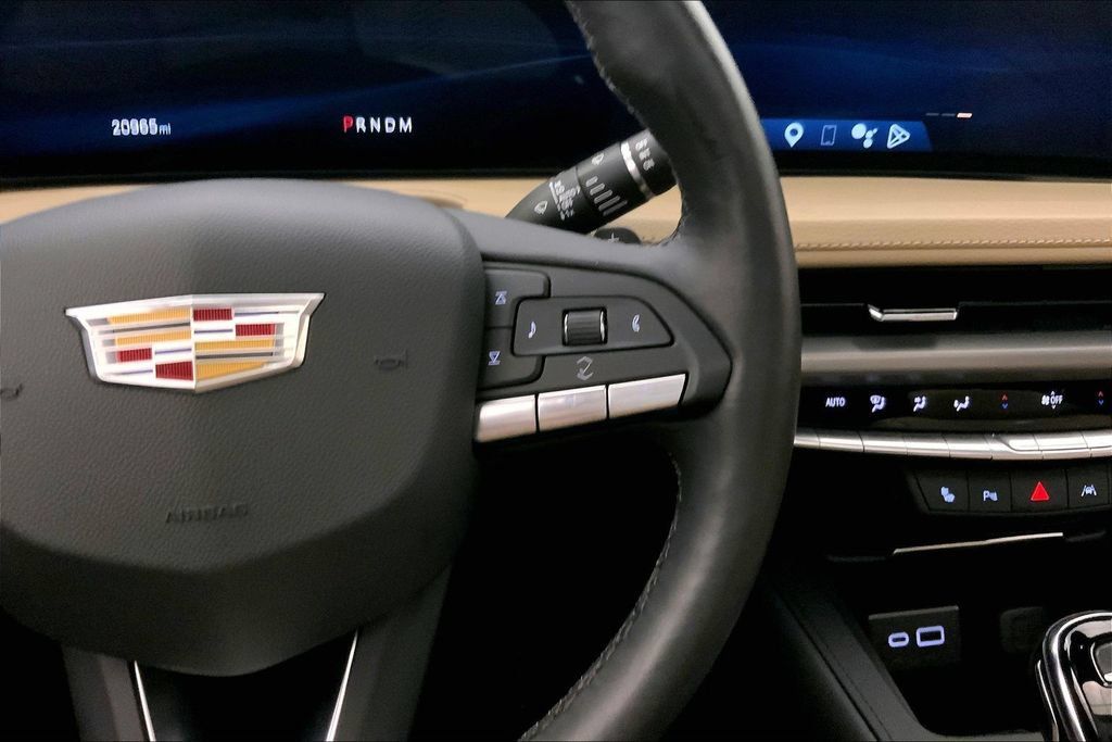 Used 2024 Cadillac XT4 Premium Luxury w/ Cold Weather Package FWD image 19