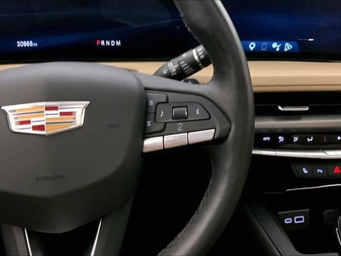 Used 2024 Cadillac XT4 Premium Luxury w/ Cold Weather Package FWD image 19