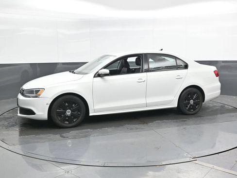 Used 2014 Volkswagen Jetta SE FWD image 6