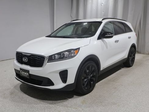 Used 2019 Kia Sorento AWD V6 image 6
