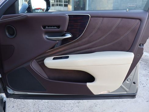 Used 2018 Lexus LS 500 image 79