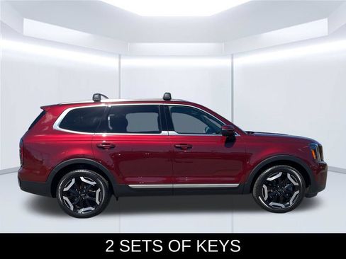 Used 2023 Kia Telluride EX w/ EX Captain's Chair Package AWD/4WD image 7