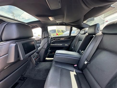 Used 2012 BMW 750Li RWD image 13