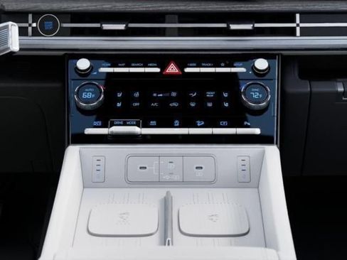 New 2026 Hyundai Santa Fe Calligraphy AWD/4WD image 16
