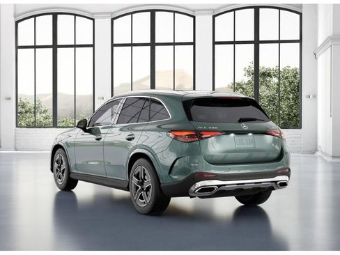New 2026 Mercedes-Benz GLC 300 4MATIC image 28