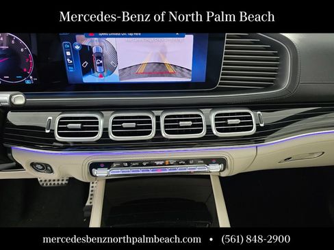 New 2026 Mercedes-Benz GLS 580 4MATIC image 19