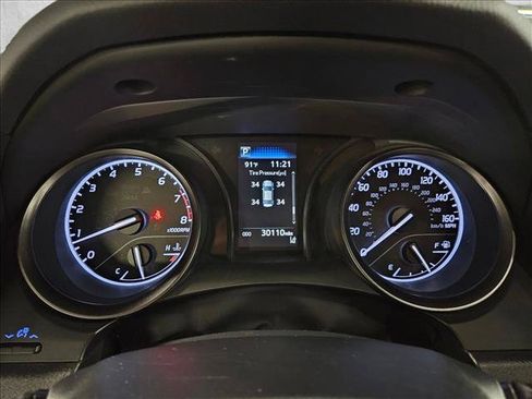 Used 2023 Toyota Camry SE FWD image 10