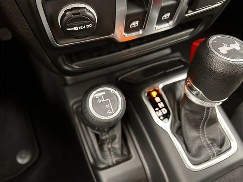 Used 2026 Jeep Wrangler Sport image 21