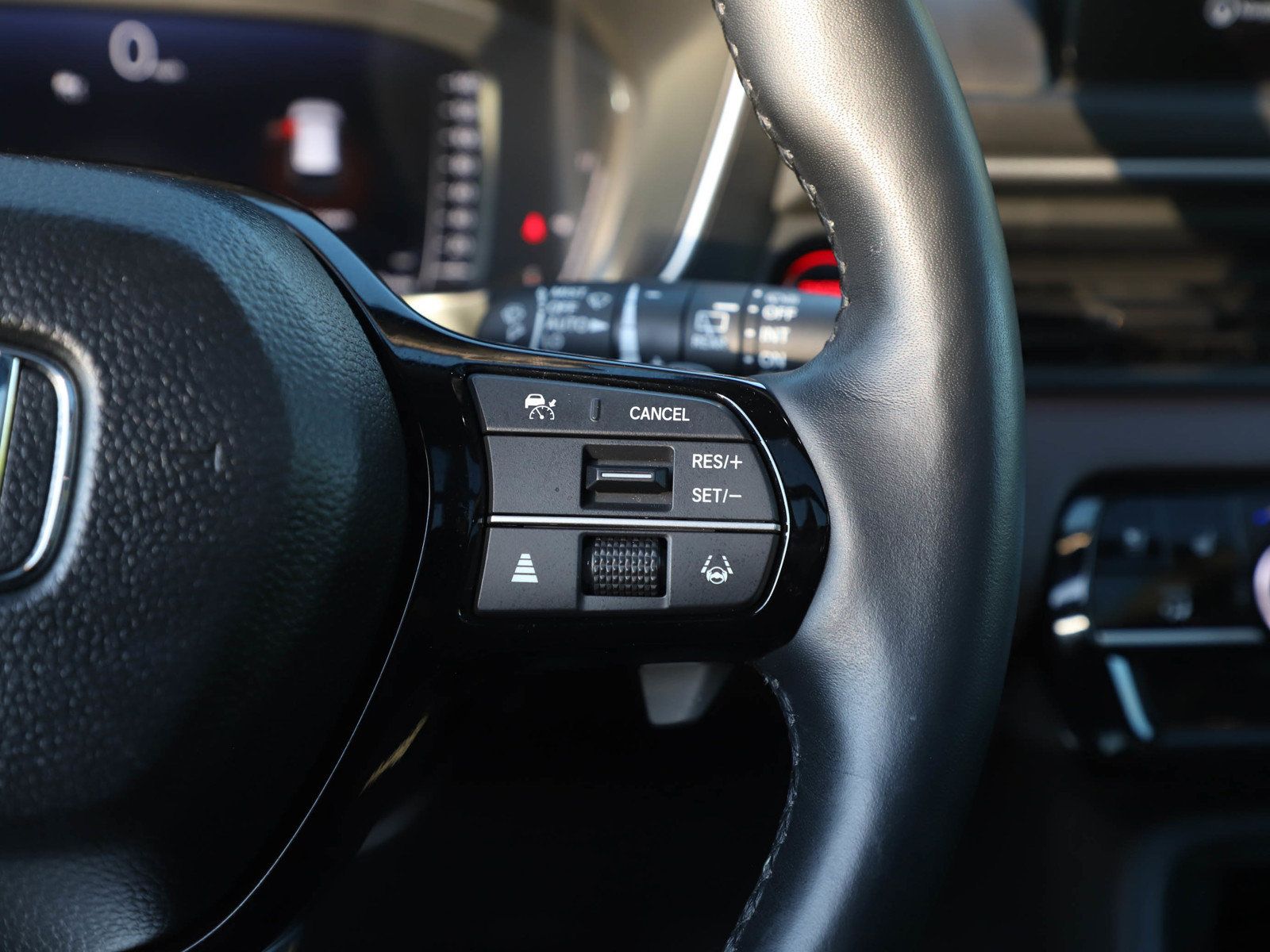 Used 2024 Honda Pilot Elite image 29