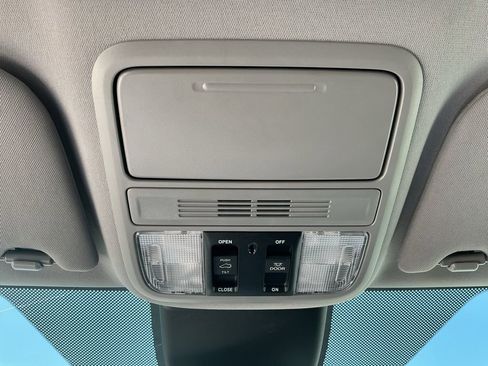 Used 2022 Honda Odyssey EX-L image 32