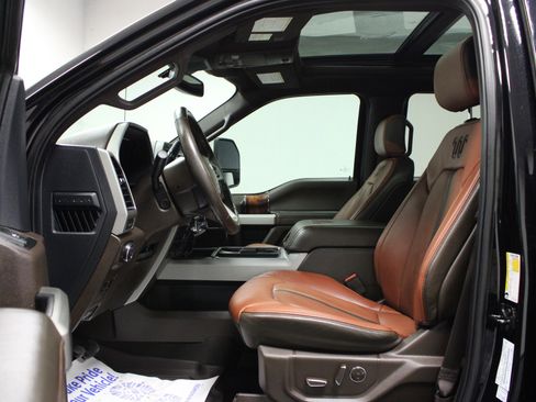 Used 2022 Ford F450 King Ranch w/ King Ranch Ultimate Package image 12