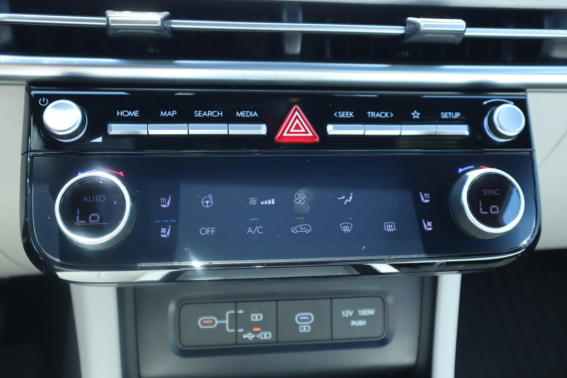 New 2026 Hyundai Tucson Limited AWD/4WD image 15