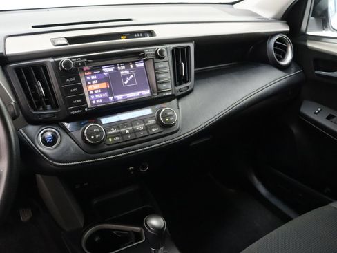 Used 2018 Toyota RAV4 XLE w/ Plus Extra Value Package AWD/4WD image 16