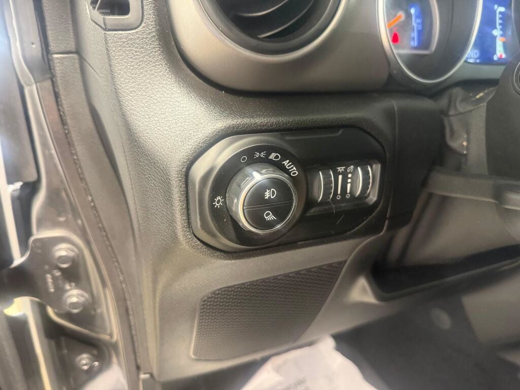 Used 2021 Jeep Gladiator Sport AWD/4WD image 24