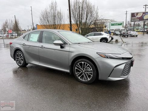 New 2026 Toyota Camry XLE image 1