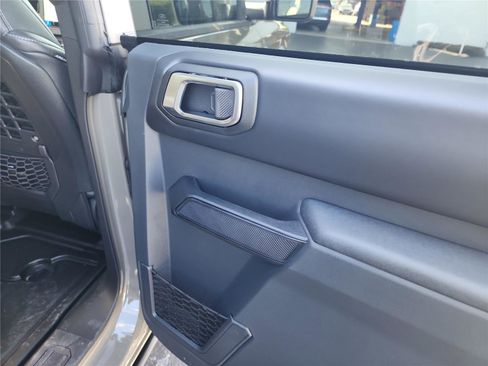 New 2025 Ford Bronco Badlands w/ Sasquatch Package image 22