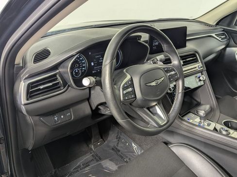 Used 2025 Genesis G70 2.5T AWD/4WD image 13