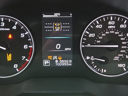 Used 2021 Subaru Legacy Premium image 21