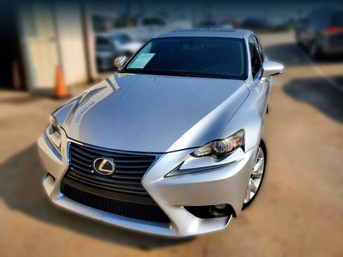 Used 2016 Lexus IS 200t RWD image 5