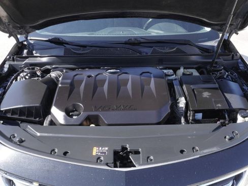 Used 2019 Chevrolet Impala LT image 21